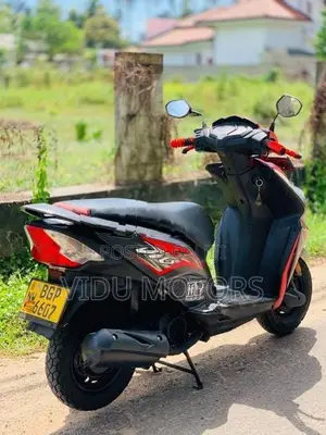 Honda Dio 2018