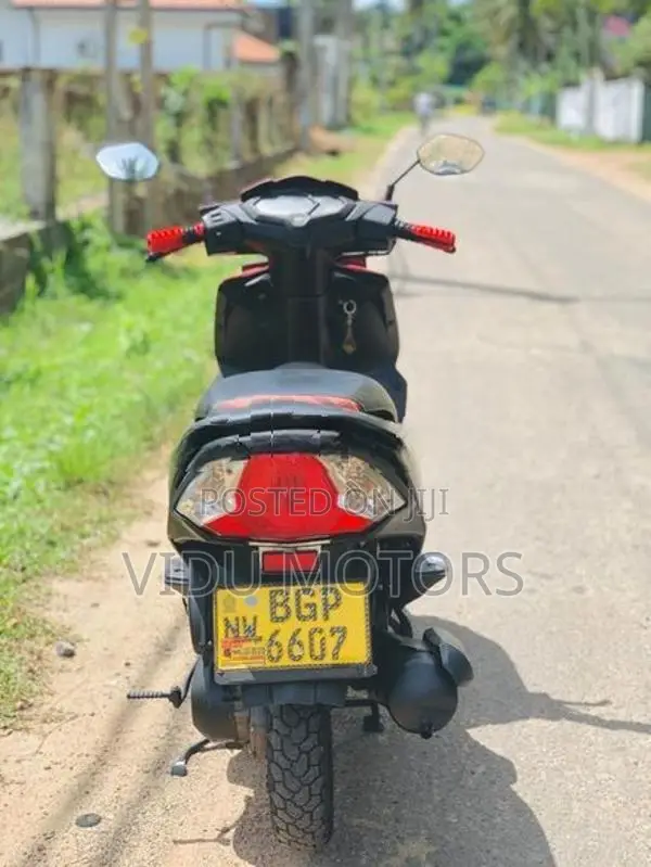Honda Dio 2018