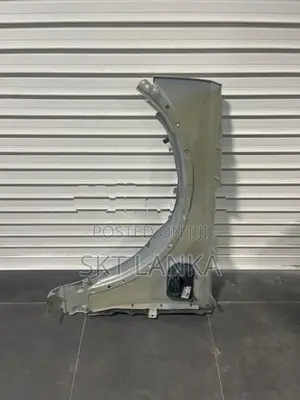 Genuine Discovery 4 2015 Driver Fender Wing - Silver Vogue Sport