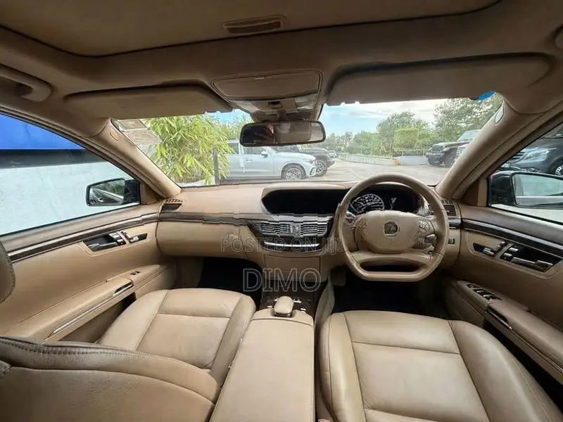 Mercedes Benz S350 2012