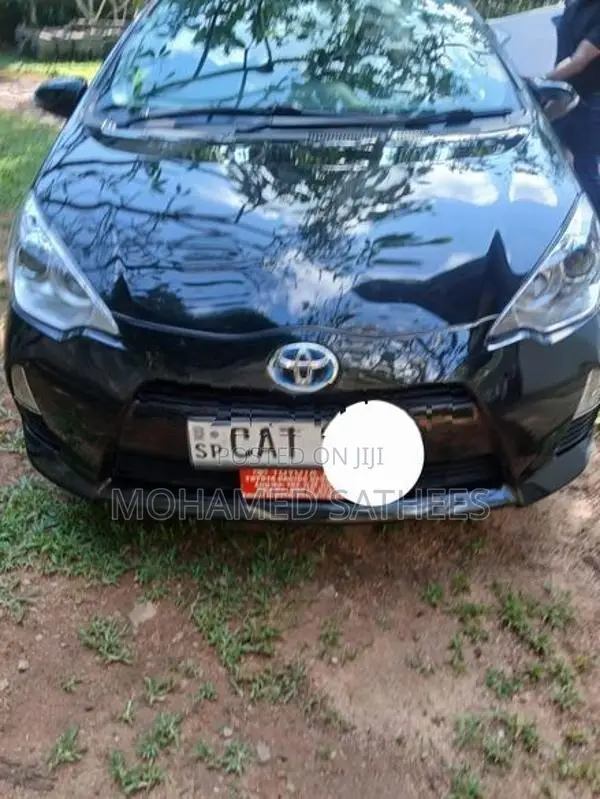 Toyota Aqua S Grade 2014