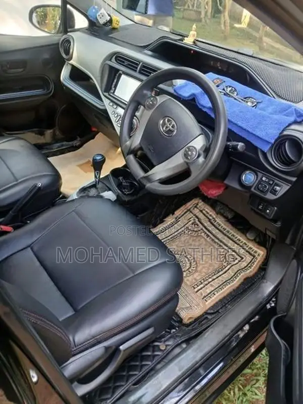 Toyota Aqua S Grade 2014