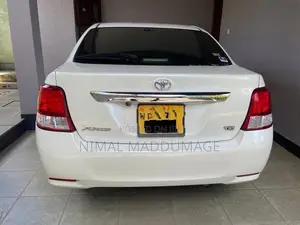 Toyota Axio 2013