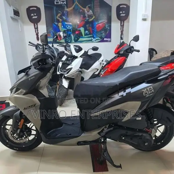 Hero XOOM 125R 2026
