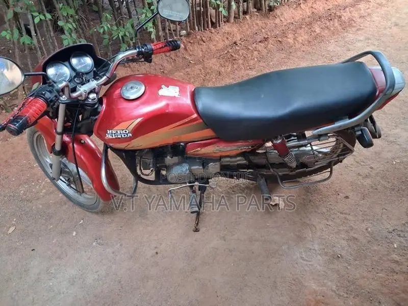Hero HF Deluxe 2011