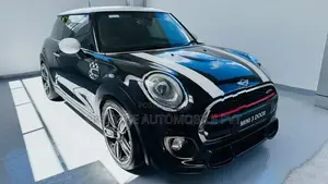 BMW Mini Cooper 3 Door -F56 2014