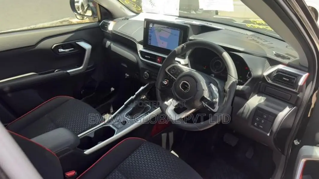 Toyota Raize 1.2L hybrid 2026