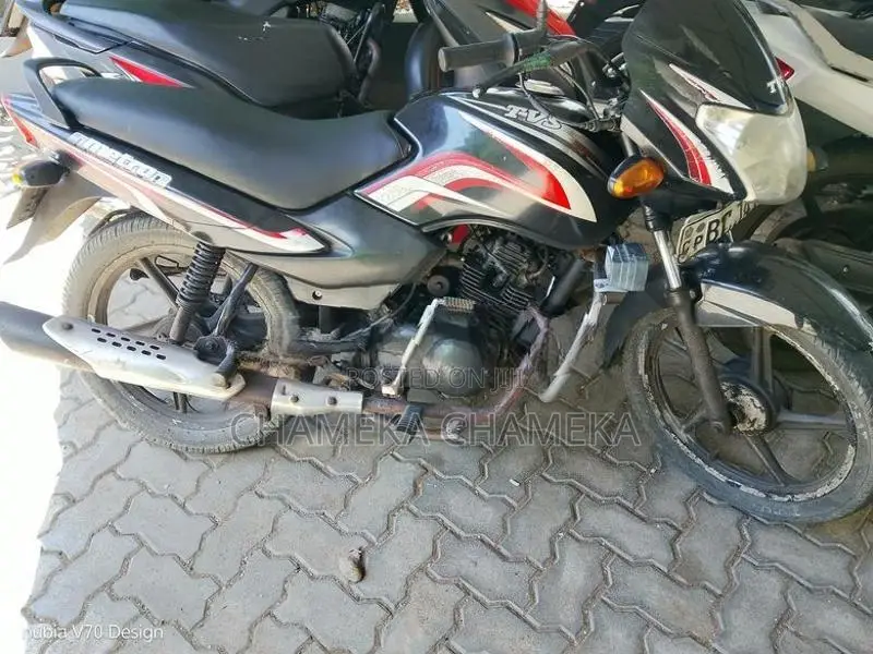 TVS Metro 2015
