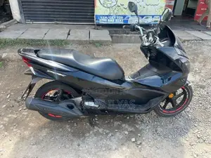 Honda PCX 2021