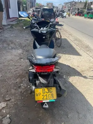 Honda PCX 2021