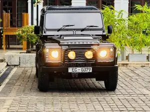 Land Rover Defender Puma 110 2.2Di 1ST 2016