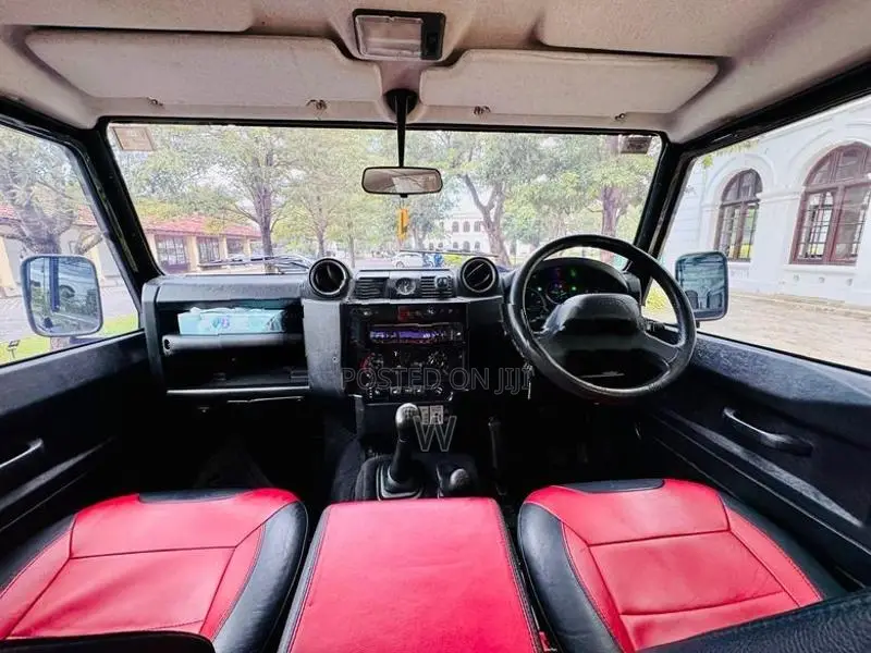 Land Rover Defender Puma 110 2.2Di 1ST 2016