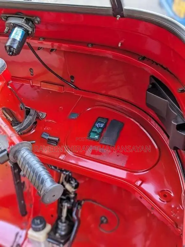 Bajaj RE 2006