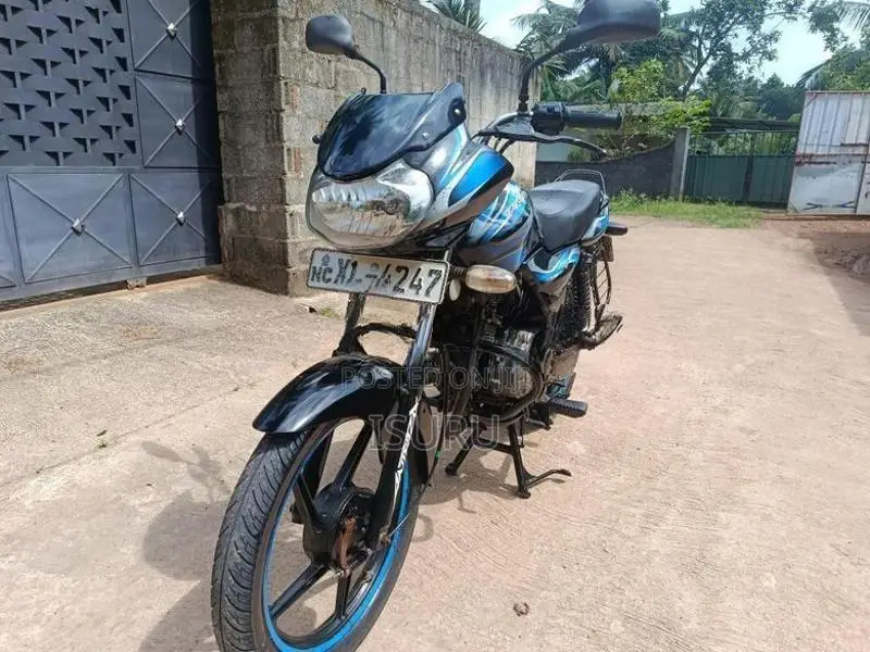 Bajaj Discover 2012