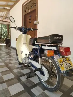 Honda Super Cub 2001