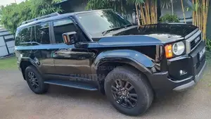 Toyota Land Cruiser Prado TRJ 250 2024