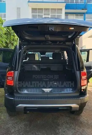 Toyota Land Cruiser Prado TRJ 250 2024