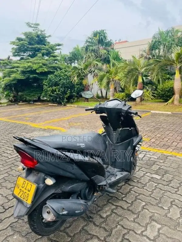 Yamaha Ray ZR 2k19 2019