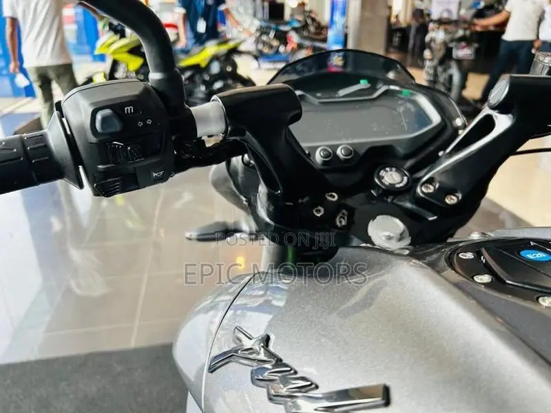 Bajaj Pulsar NS200 2026