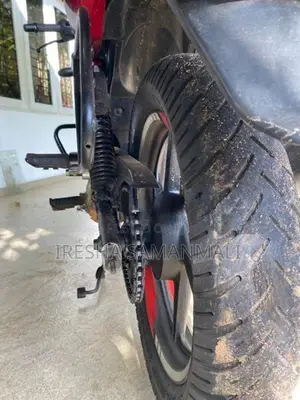 Bajaj Pulsar 180 2016