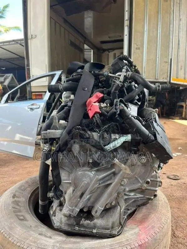Daihatsu Mira350 Engine