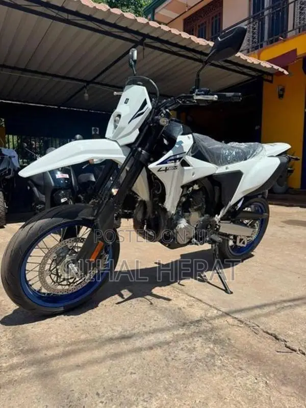 Suzuki DRZ 400SM 2026