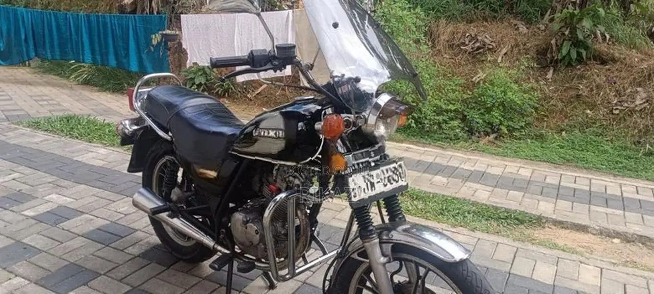 Suzuki GN 125 2003
