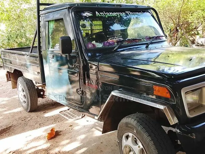 Mahindra Bolero 2015