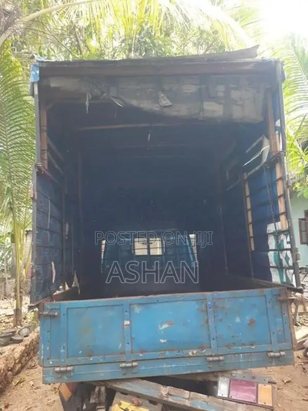 10.5 Lorry Tent