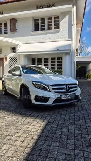 Mercedes Benz GLA 200 220 CDI 2014