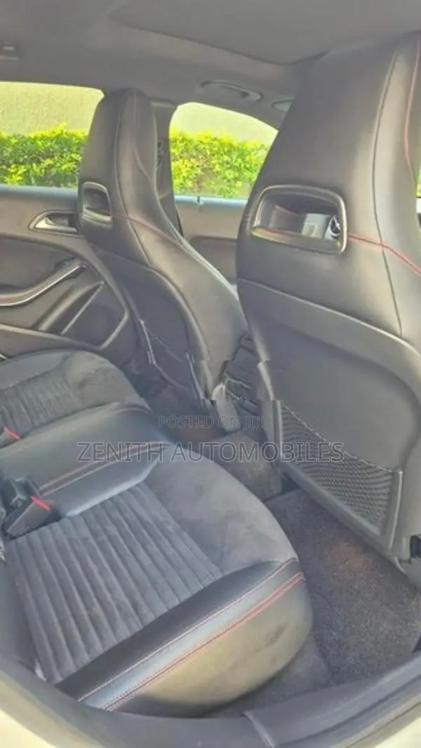 Mercedes Benz GLA 200 220 CDI 2014