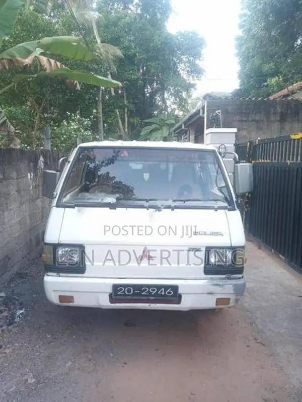 Mitsubishi Delica 1985