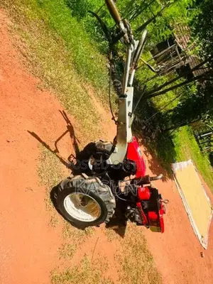 Kubota K75 2000 Tractor (Used)