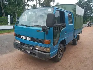 Isuzu CrewCab 1980 Crew Cab (Used)