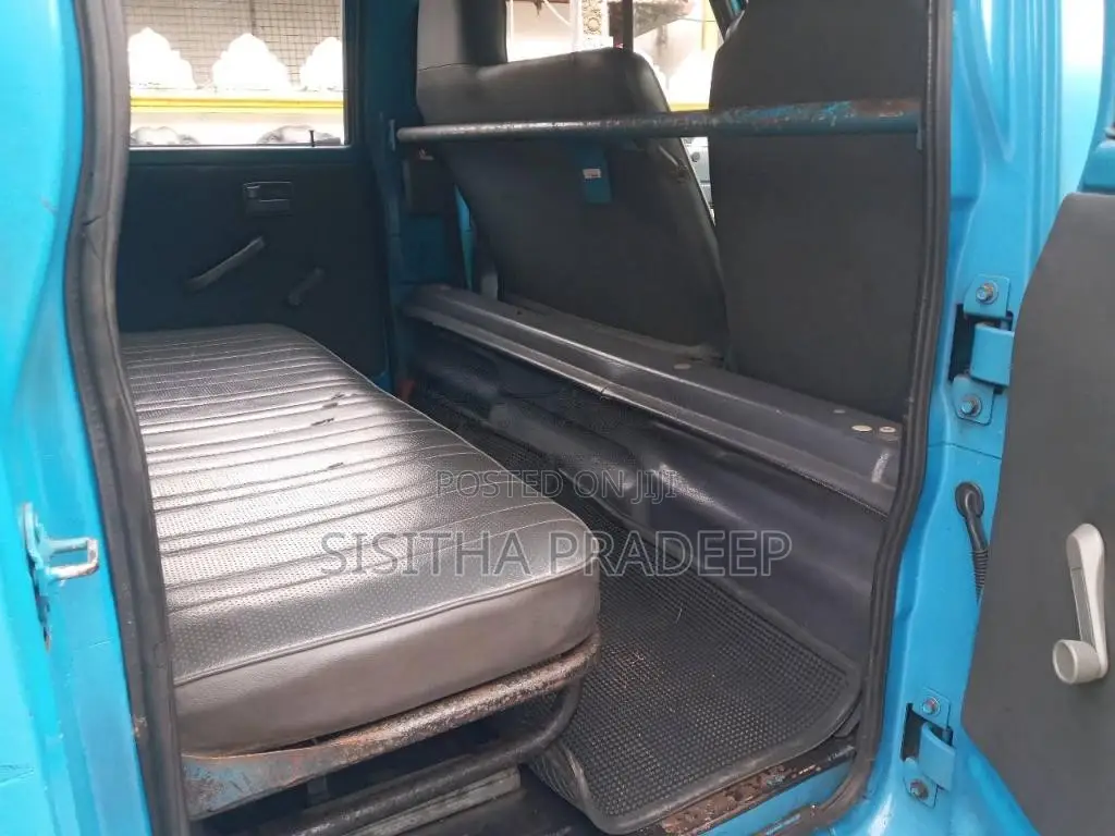 Isuzu CrewCab 1980 Crew Cab (Used)