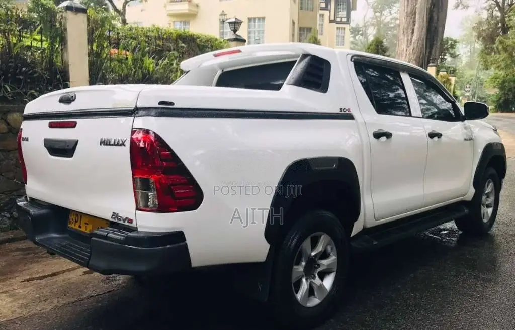 Toyota Hilux 2017 Pickup (Used)