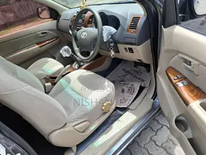 Toyota Hillux Smart Cab 2010 Pickup (Used)