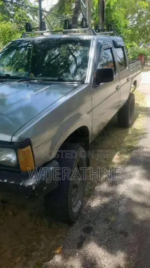 Nissan Double Cab 1989 Pickup (Used)