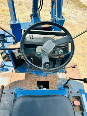 Mitsubishi WS200A 2000 Heavy-Duty (Used)
