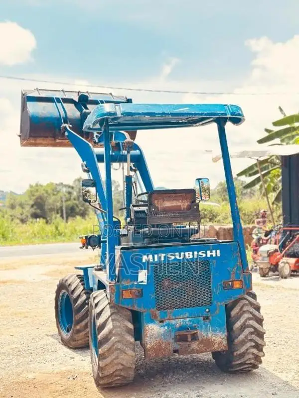 Mitsubishi WS200A 2000 Heavy-Duty (Used)