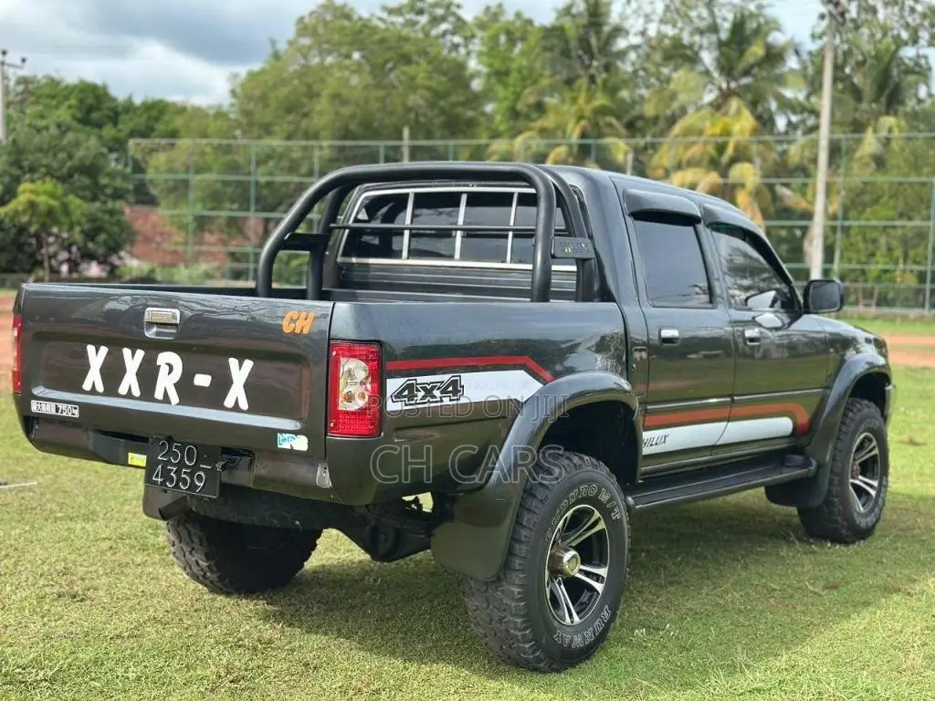 Toyota Hilux LN107 1991 Pickup (Used)