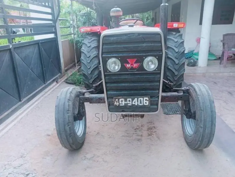 Massey-Ferguson 240 1996 Tractor (Used)