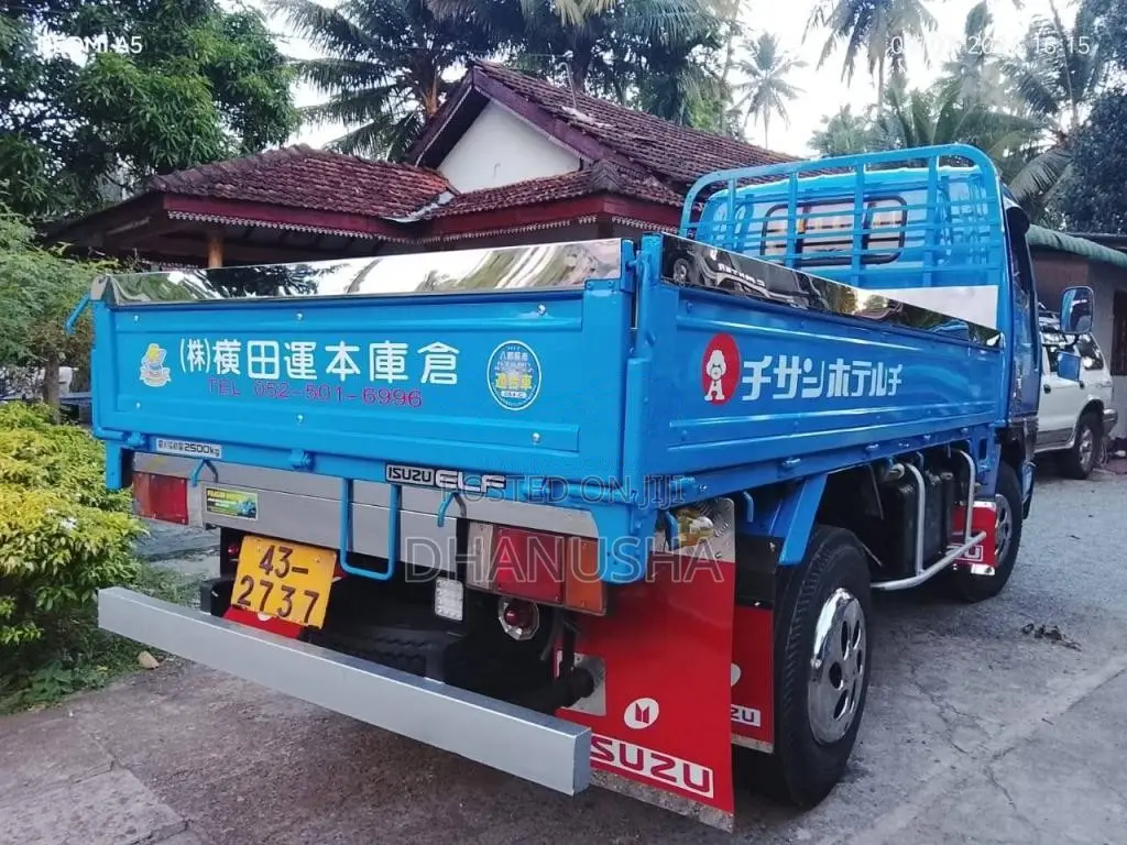 Isuzu NKR 1987 Lorry (Used)