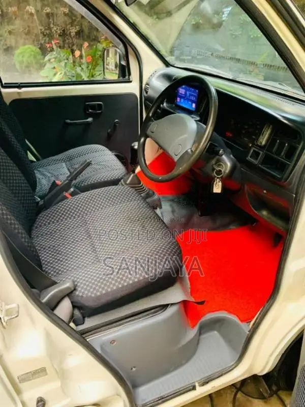 Daihatsu Hijet 1999 Van (Used)