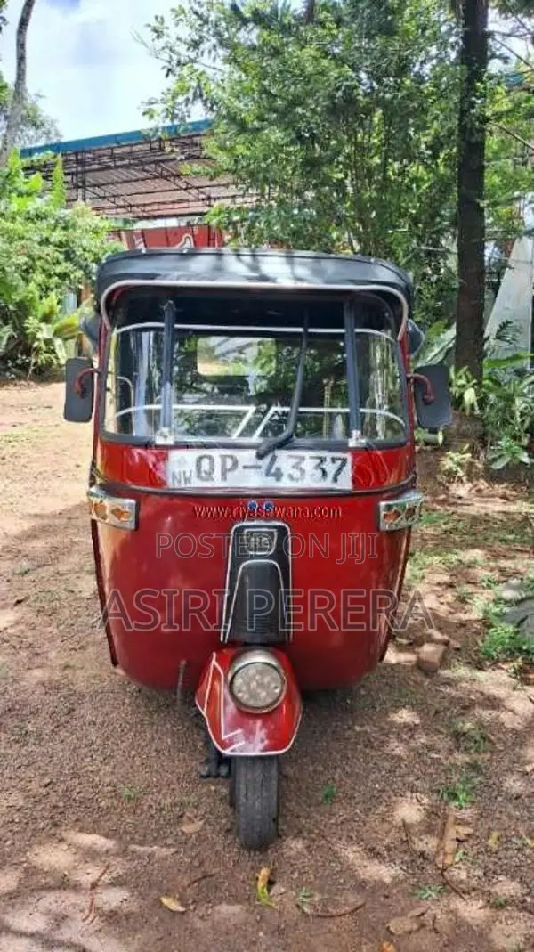 Bajaj 4 Stroke 2008 Three Wheel (Used)