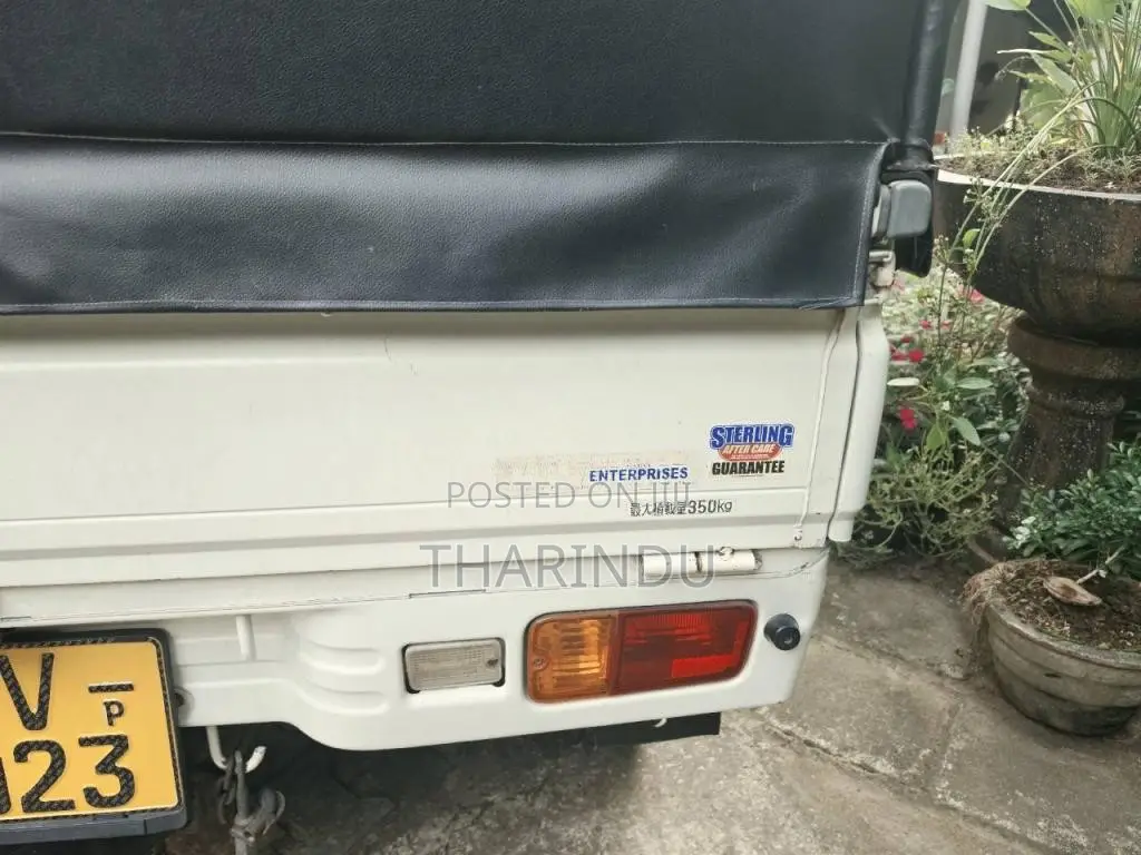 Daihatsu Hijet 2010 Lorry (Used)