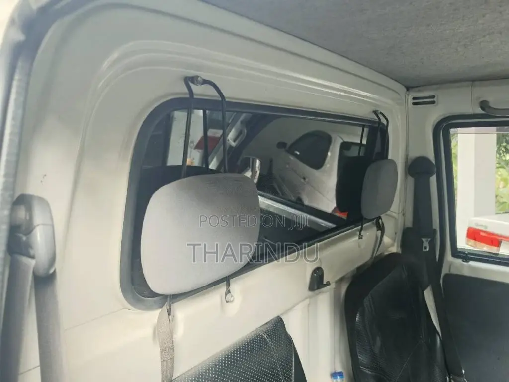 Daihatsu Hijet 2010 Lorry (Used)