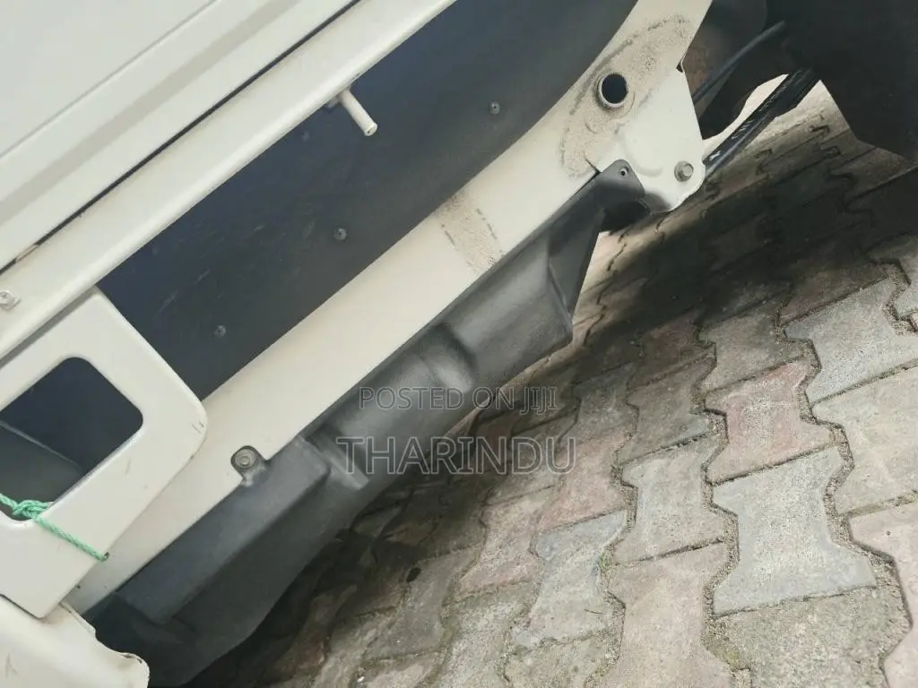 Daihatsu Hijet 2010 Lorry (Used)