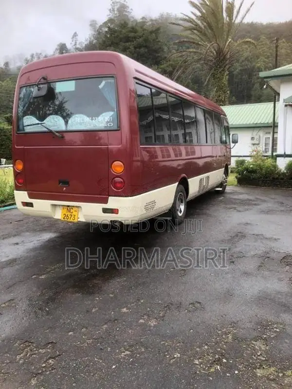 Mitsubishi Bola Rosa 2015 Bus (Used)