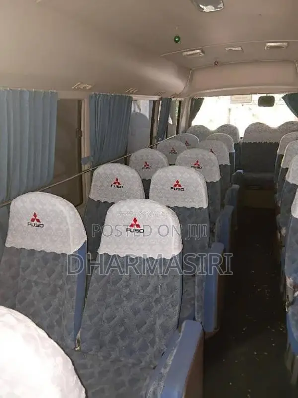 Mitsubishi Bola Rosa 2015 Bus (Used)